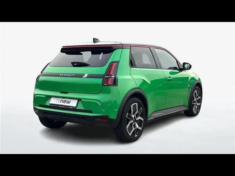 Usata Renault 5 E-Tech Komfort 110 kW (150 CV) 2025 Verde chiaro