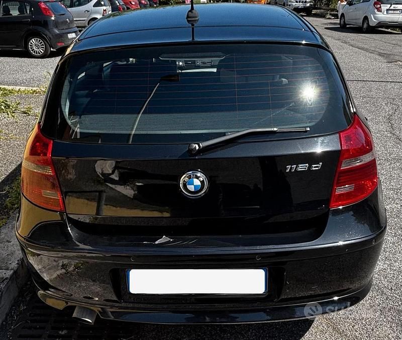 Usata BMW 118 143 CV (105 kW) 2008 Nero Utilitaria