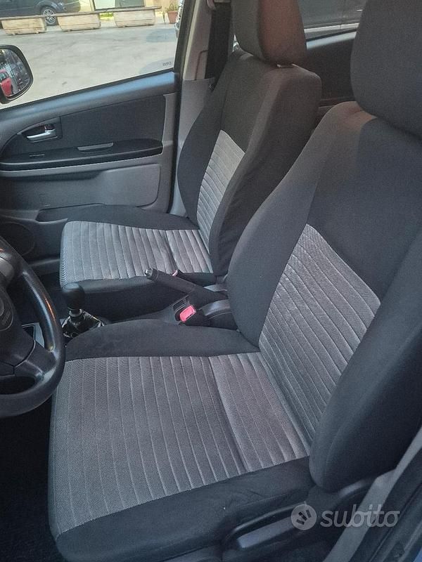 Usata Suzuki SX4 90 CV (66 kW) 2008 Grigio Station wagon