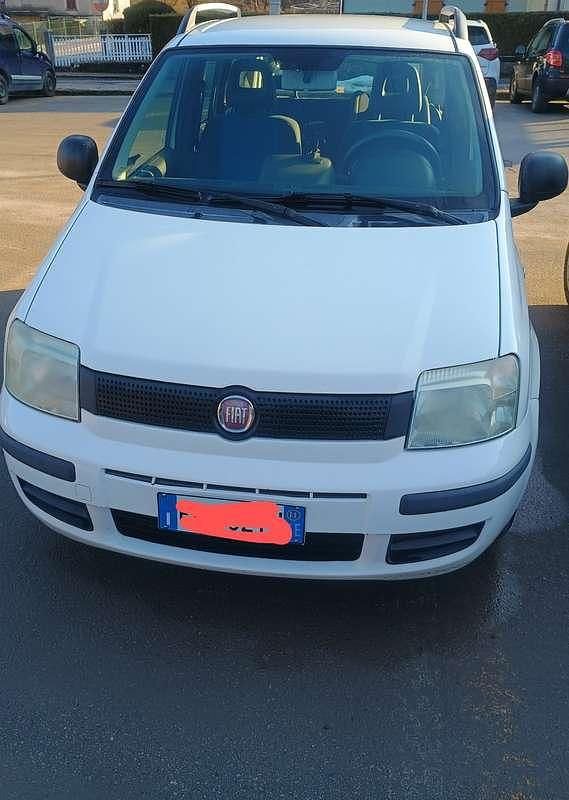 Usata Fiat Panda Active 69 CV (50 kW) 2011 Utilitaria