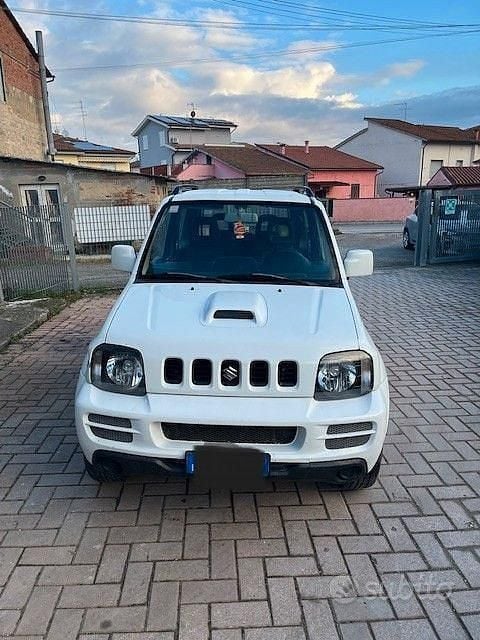 Bianco Usata 2009 Suzuki Jimny SUV | 8700 € (Buon prezzo) - Immagine 1/4