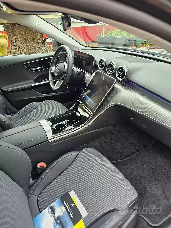 Usata Mercedes 220 200 CV (147 kW) 2023 Grigio Berlina