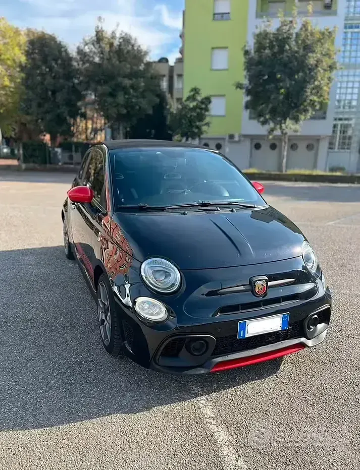 Usata Abarth 595 145 CV (106 kW) 2018 Nero Cabrio
