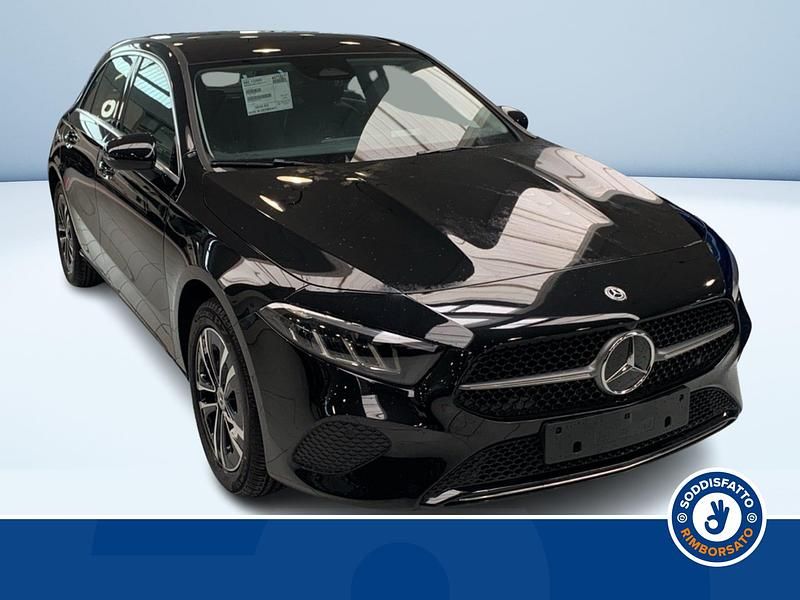 Usata Mercedes A250 Advanced 218 CV (160 kW) 2024 Nero metallizzato Berlina