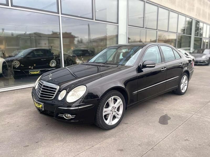 Usata Mercedes E320 Avantgarde 224 CV (164 kW) 2007 Other Berlina