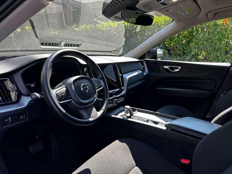 Usata Volvo XC60 Momentum 197 CV (144 kW) 2022 SUV