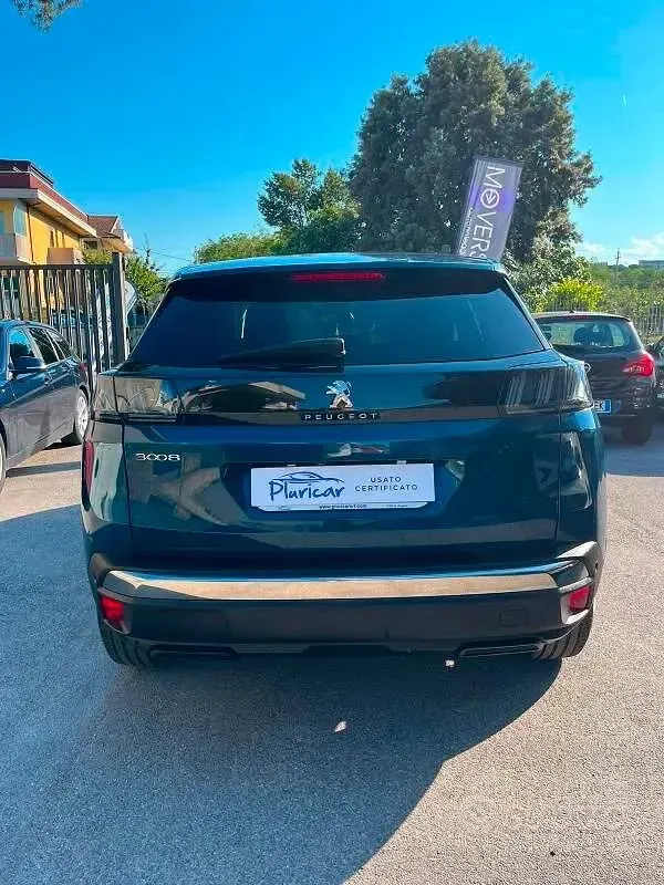 Usata Peugeot 3008 Allure 130 CV (95 kW) 2021 Blu SUV