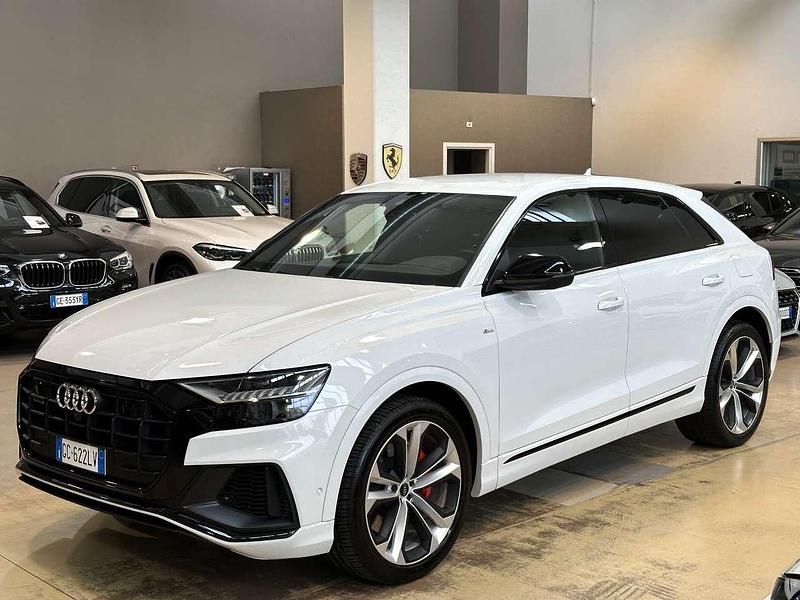 Bianco Usata 2021 Audi Q8 S-Line SUV | 53.900 € - Immagine 1/4