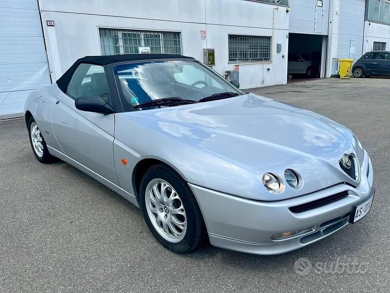 Usata Alfa Romeo Spider 155 CV (114 kW) 1998 Other Cabrio