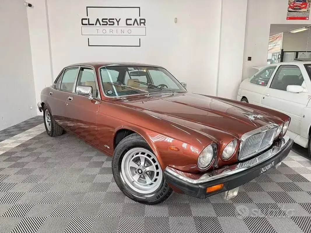 Usata Jaguar XJ12 200 CV (147 kW) 1981 Berlina