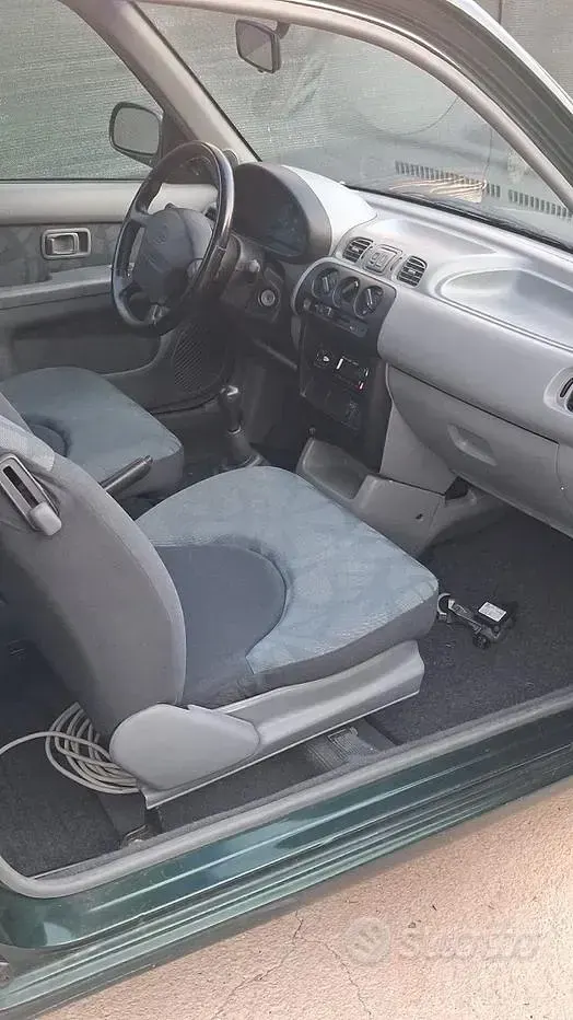 Usata Nissan Micra 75 CV (55 kW) 1998 Bluazzurro Utilitaria