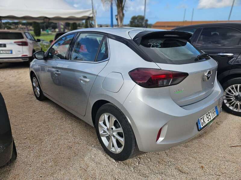 Usata Opel Corsa Elegance 101 CV (74 kW) 2022 Argento Berlina
