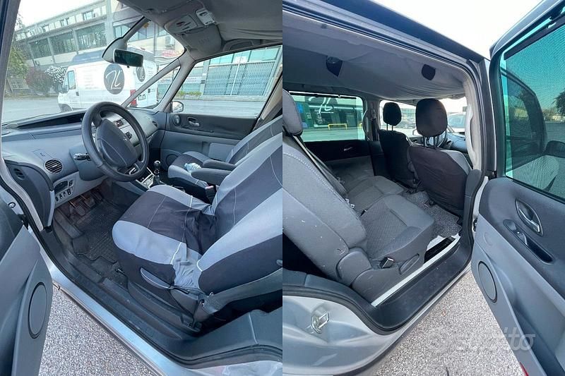 Usata Renault Espace Initiale 130 CV (95 kW) 2007 Grigio Monovolume