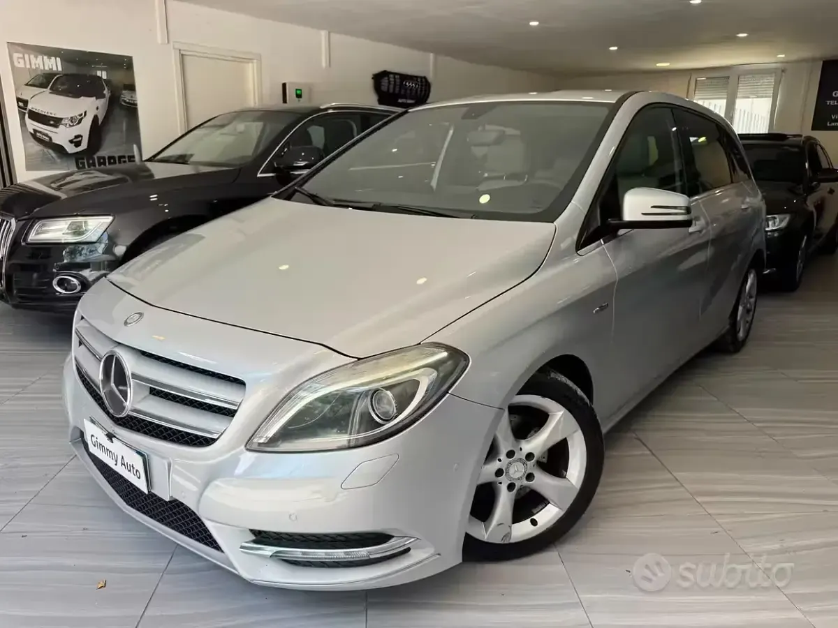 Usata Mercedes B180 109 CV (80 kW) 2013 Utilitaria