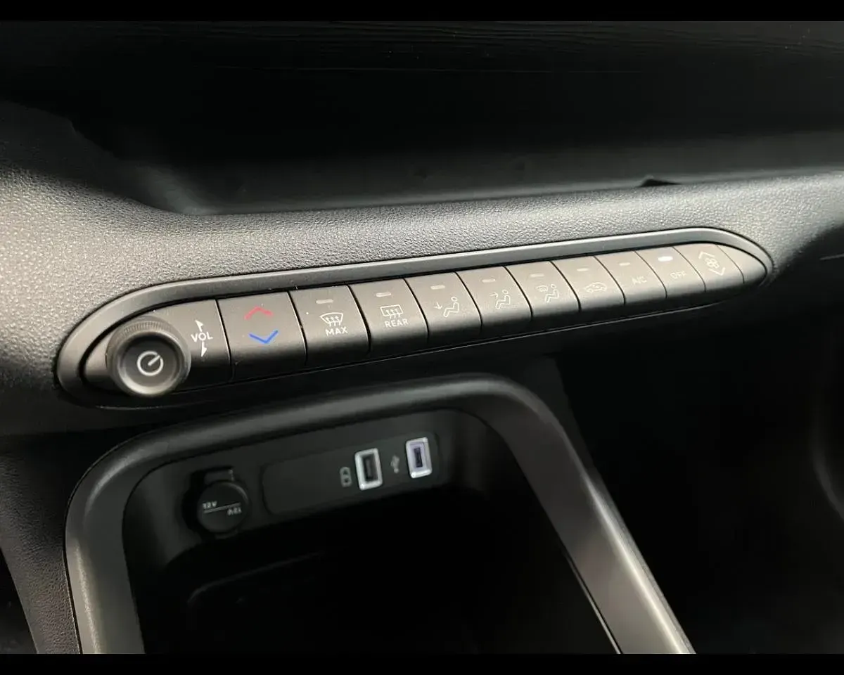 Nuova Jeep Avenger Longitude 100 CV (73 kW) 2025 Bianco SUV
