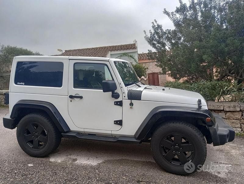 Usata Jeep Wrangler 200 CV (147 kW) 2011 Bianco SUV