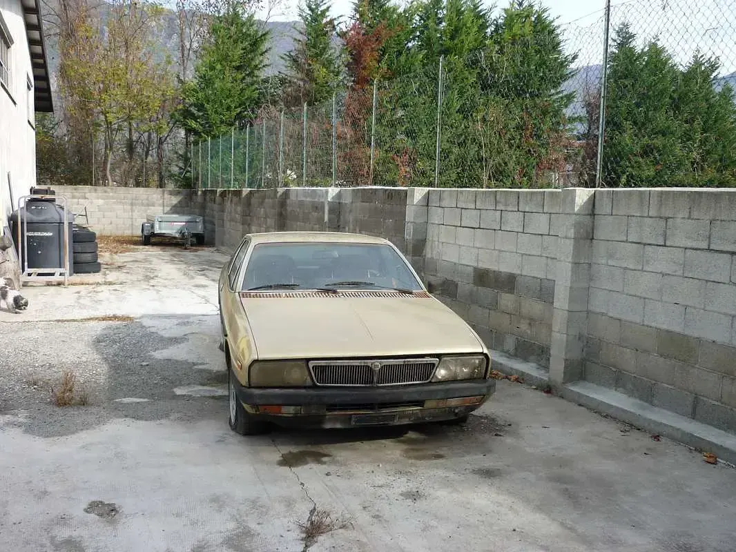 Usata Lancia Gamma 114 CV (83 kW) 1984 Bronzo Berlina