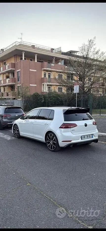 Usata VW Golf VII GTI 245 CV (180 kW) 2019 Bianco Berlina