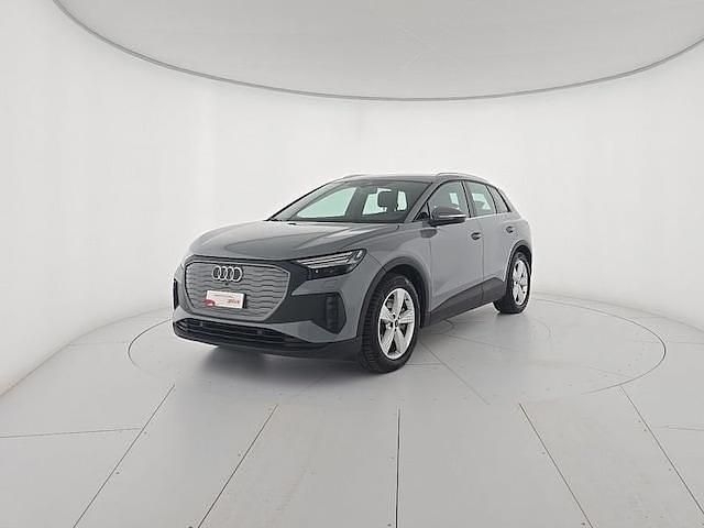 Usata Audi Q4 e-tron Business 150 kW (204 CV) 2022 Grigio SUV