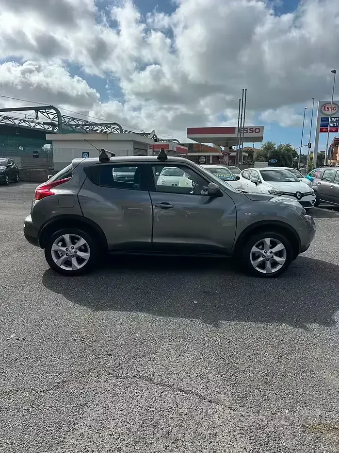 Usata Nissan Juke 110 CV (80 kW) 2012 Grigio SUV