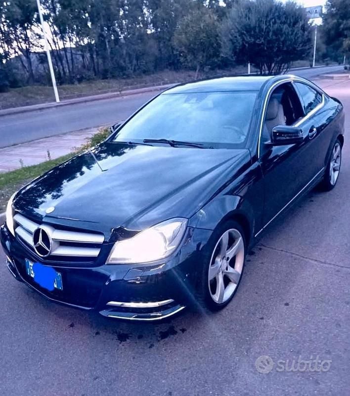 Nero Usata 2011 Mercedes C220 Coupé | 9000 € (Ottimo prezzo) - Immagine 1/4