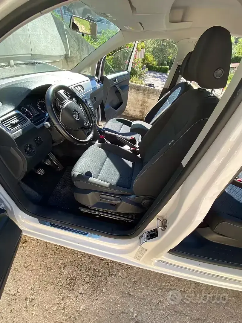 Usata VW Caddy Maxi 110 CV (80 kW) 2020 Bianco Monovolume