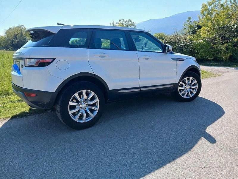 Usata Land Rover Range Rover evoque 150 CV (110 kW) 2017 Bianco SUV
