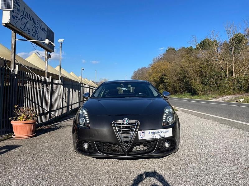 Usata Alfa Romeo Giulietta 104 CV (76 kW) 2015 Grigio Berlina