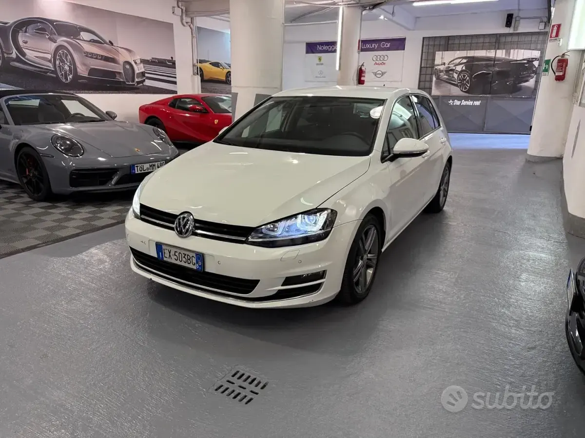 Usata VW Golf VII Highline 110 CV (80 kW) 2014 Bianco Berlina