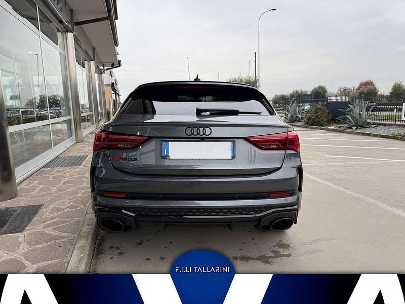 Usata Audi RS Q3 Sportback Ambiente 400 CV (294 kW) 2021 Grigio daytona SUV