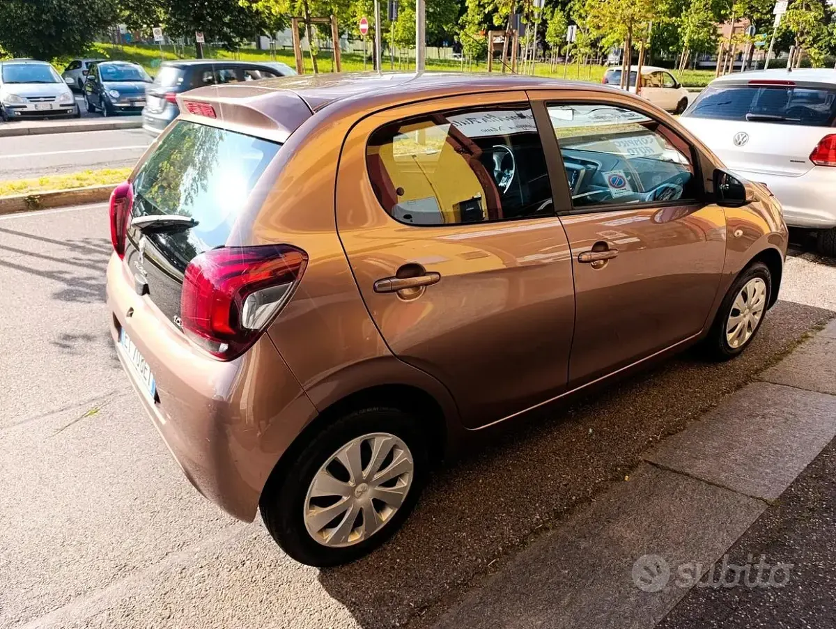 Usata Peugeot 108 69 CV (50 kW) 2015 Marrone Berlina