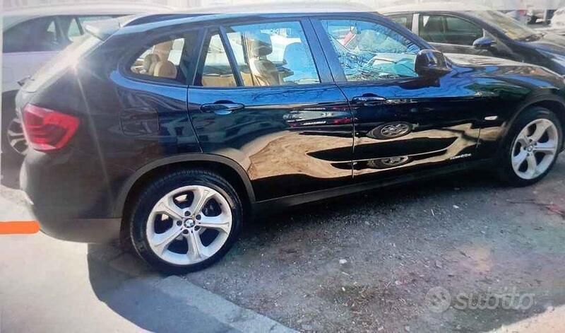 Usata BMW X1 177 CV (130 kW) 2011 Nero SUV