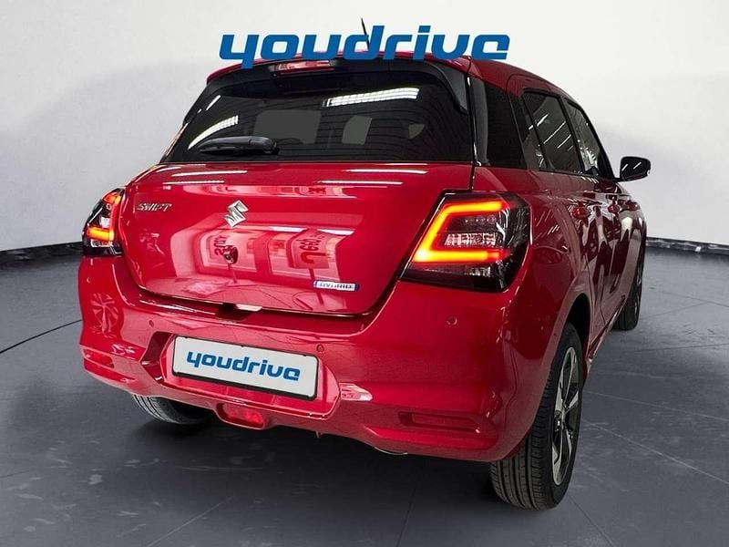 Nuova Suzuki Swift 83 CV (61 kW) 2025 Rosso Utilitaria