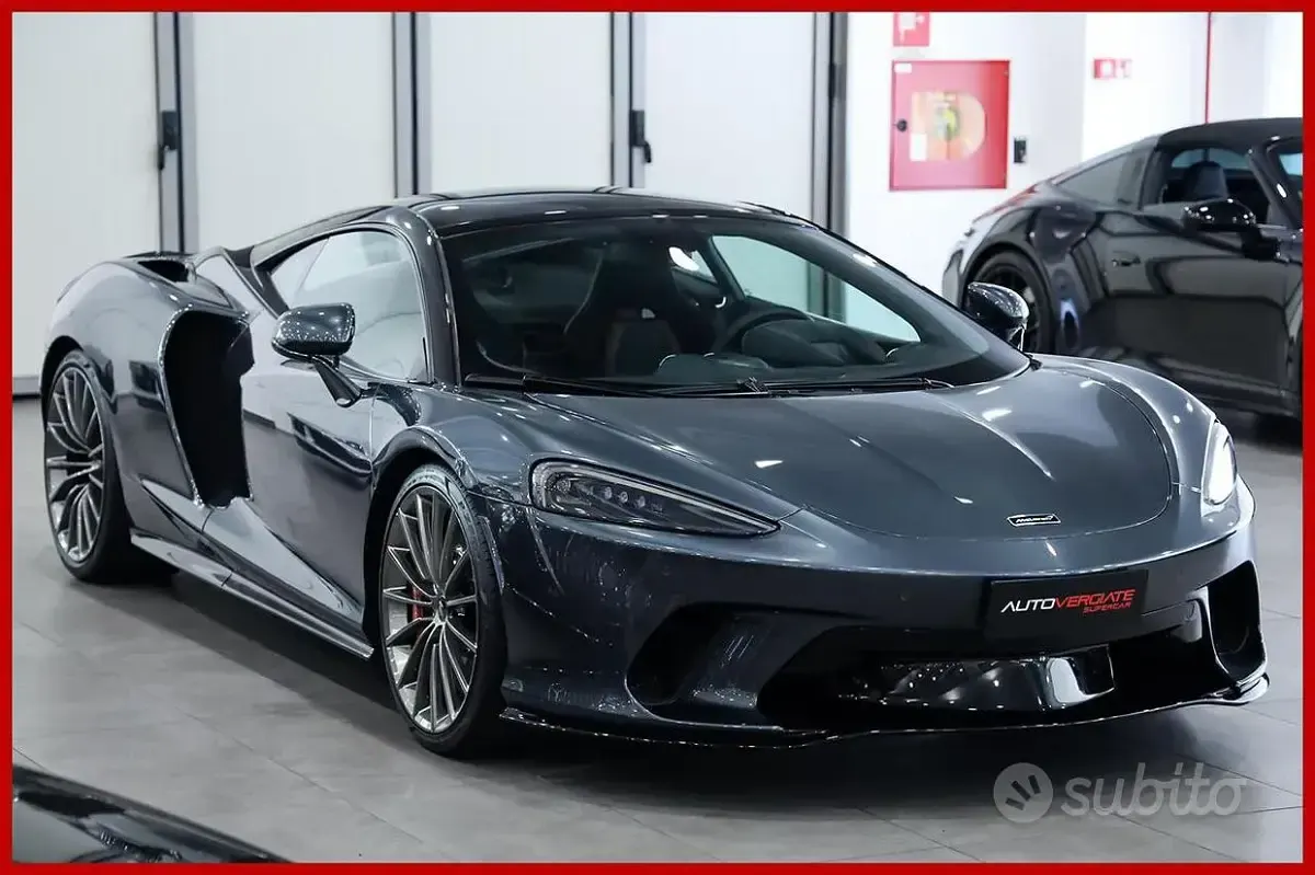 Usata McLaren GT 620 CV (456 kW) 2024 Grigio Coupé