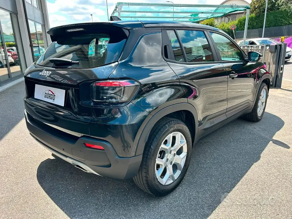 Usata Jeep Avenger Altitude 101 CV (74 kW) 2024 Nero SUV
