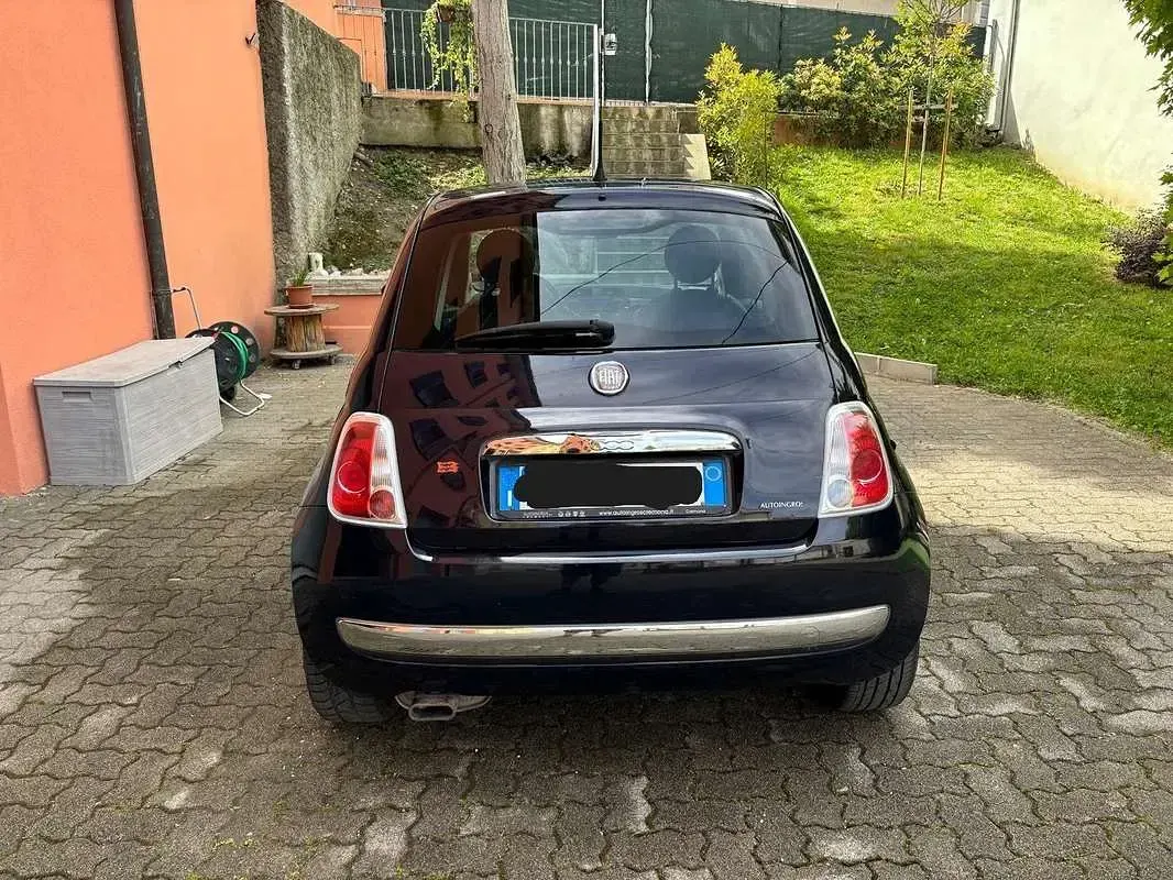 Usata Fiat 500 Lounge 75 CV (55 kW) 2010 Blu/azzurro Utilitaria