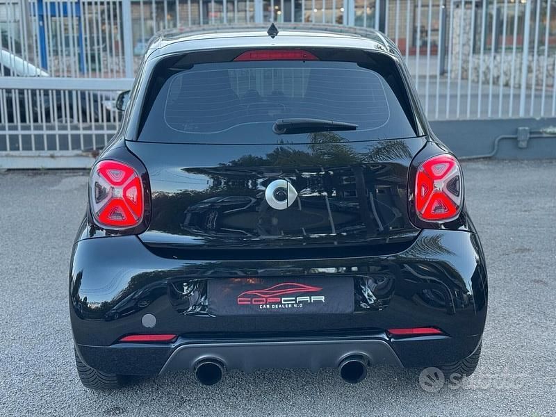 Usata Smart ForFour Brabus 90 CV (66 kW) 2019 Nero Utilitaria