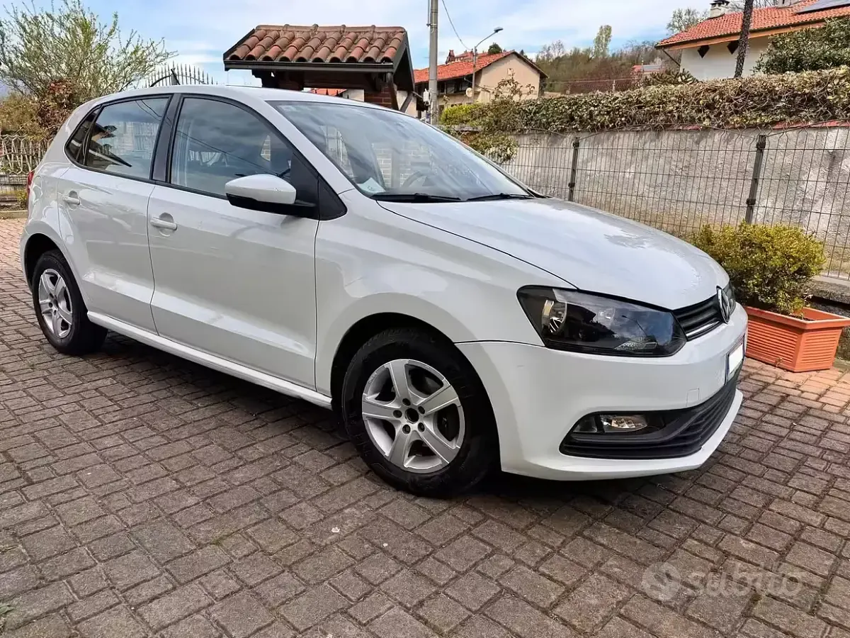 Usata VW Polo 75 CV (55 kW) 2014 Bianco Utilitaria