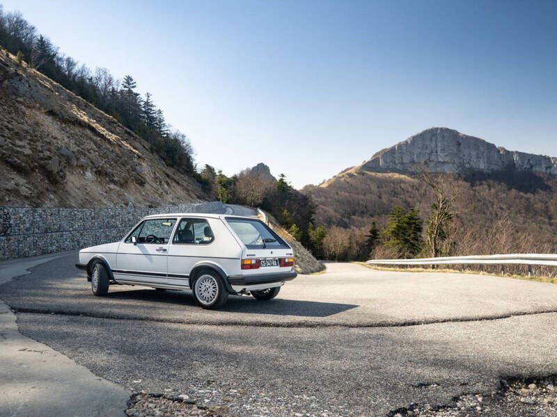 Bianco Usata 1982 VW Golf I GTI Due volumi | 23.000 € - Immagine 1/4