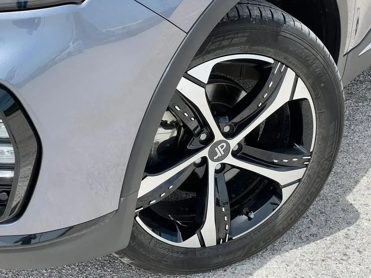 Usata DR DR 6.0 149 CV (109 kW) 2023 Grigio SUV