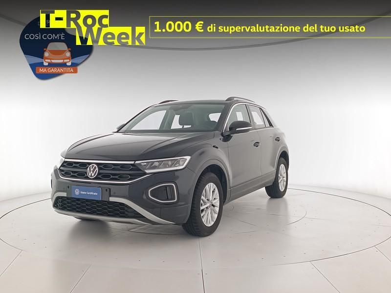 Usata VW T-Roc Life 110 CV (80 kW) 2022 Deep black perlato SUV