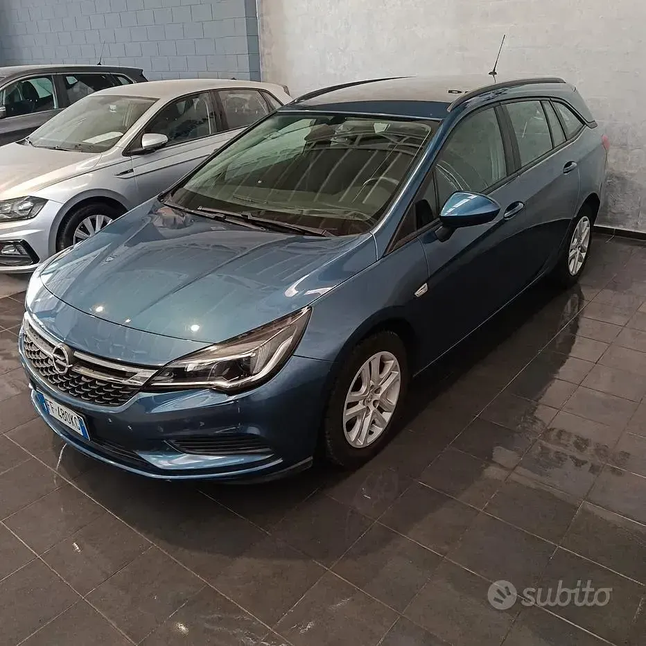 Usata Opel Astra 105 CV (77 kW) 2016 Blu Station wagon