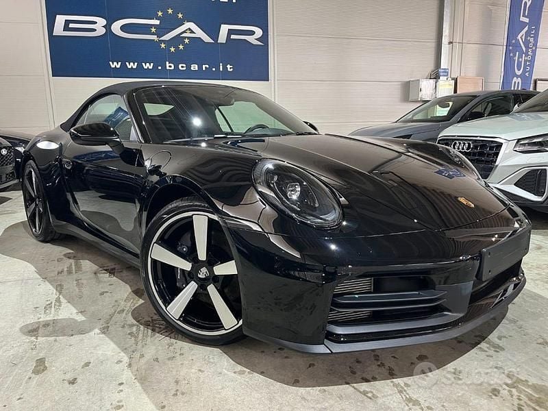 Usata Porsche 911 Carrera Cabriolet 394 CV (289 kW) 2025 Nero Cabrio