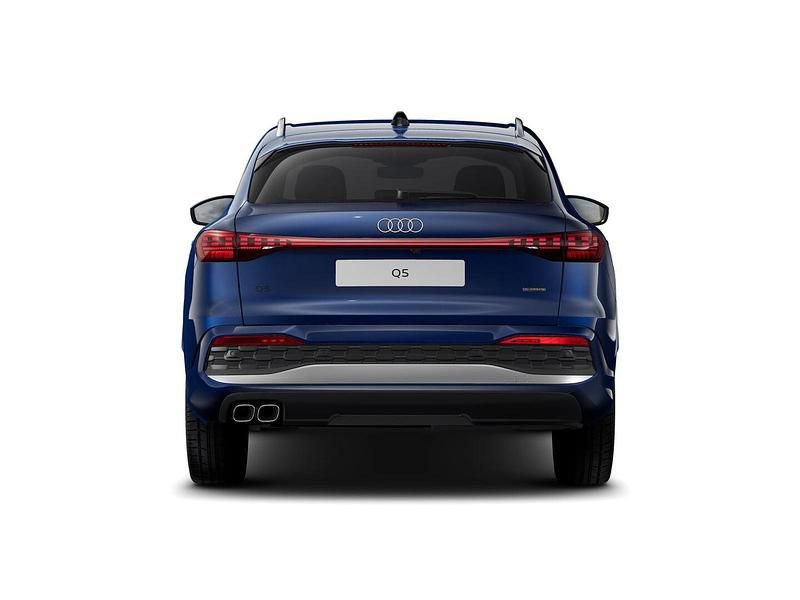 Nuova Audi Q5 Sportback Advanced 204 CV (150 kW) 2026 Blu navarra metallizzato SUV