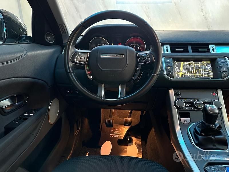 Usata Land Rover Range Rover evoque SE Dynamic 150 CV (110 kW) 2018 Bianco SUV