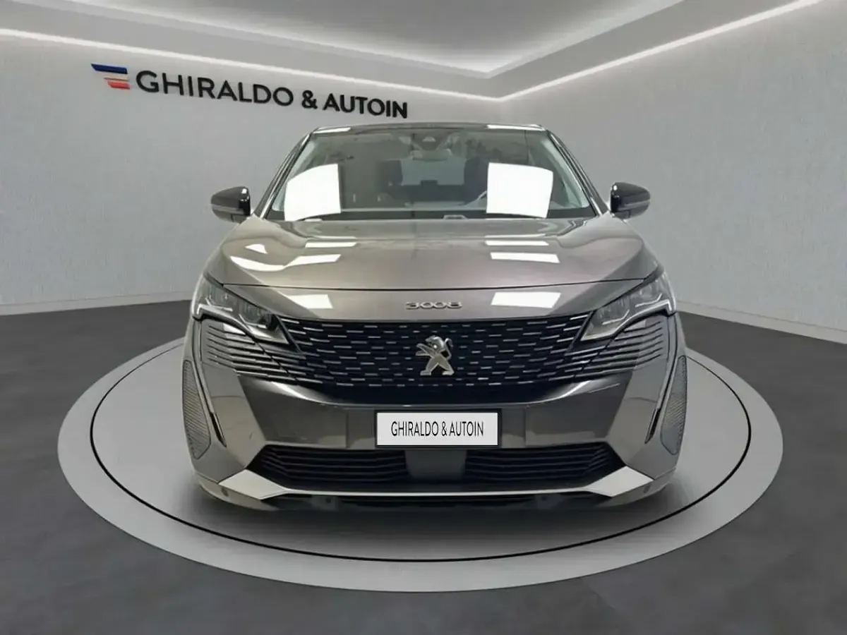 Usata Peugeot 3008 Allure 131 CV (96 kW) 2022 Grigio SUV