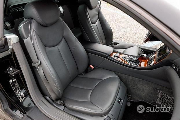 Usata Mercedes SL500 326 CV (239 kW) 2002 Nero Cabrio