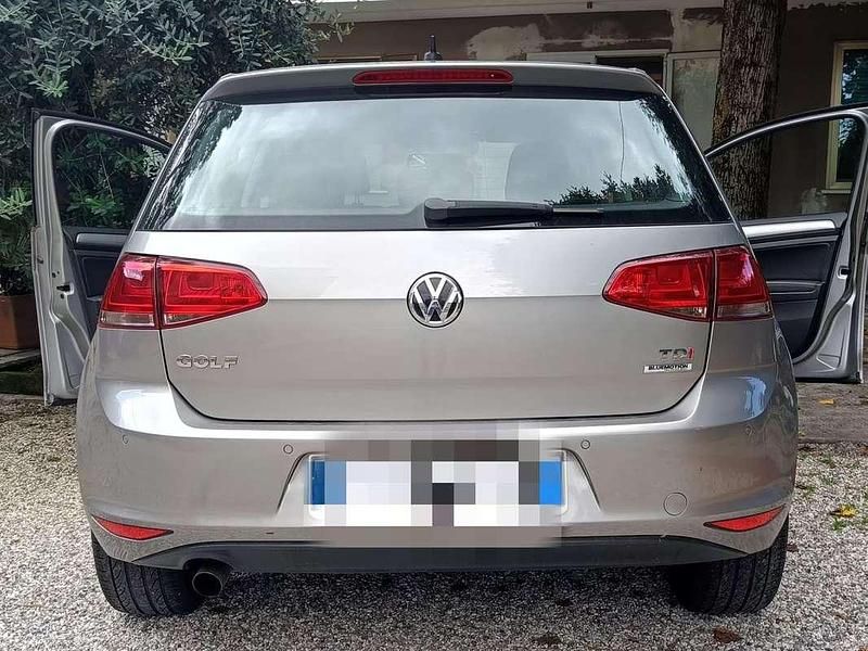 Usata VW Golf VII Comfortline 110 CV (80 kW) 2014 Argento Berlina