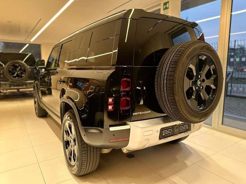 Nuova Land Rover Defender S 200 CV (147 kW) 2025 Santorini black SUV