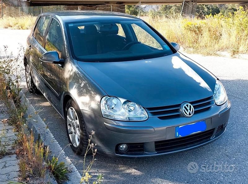 Usata VW Golf IV 140 CV (102 kW) 2005 Berlina